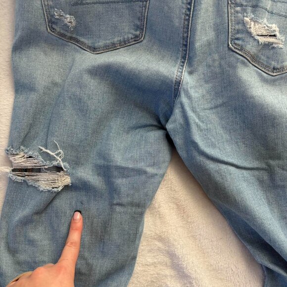 Women's Blue Jeans - Picture 3 of 3